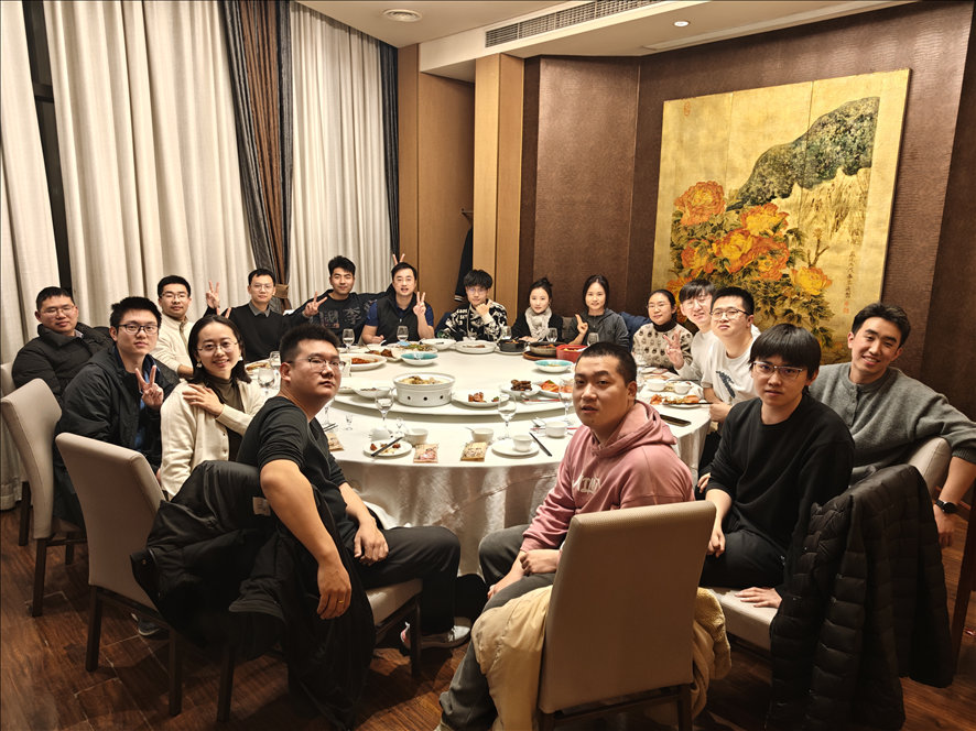 Research Group Dinner to Welcome 2025